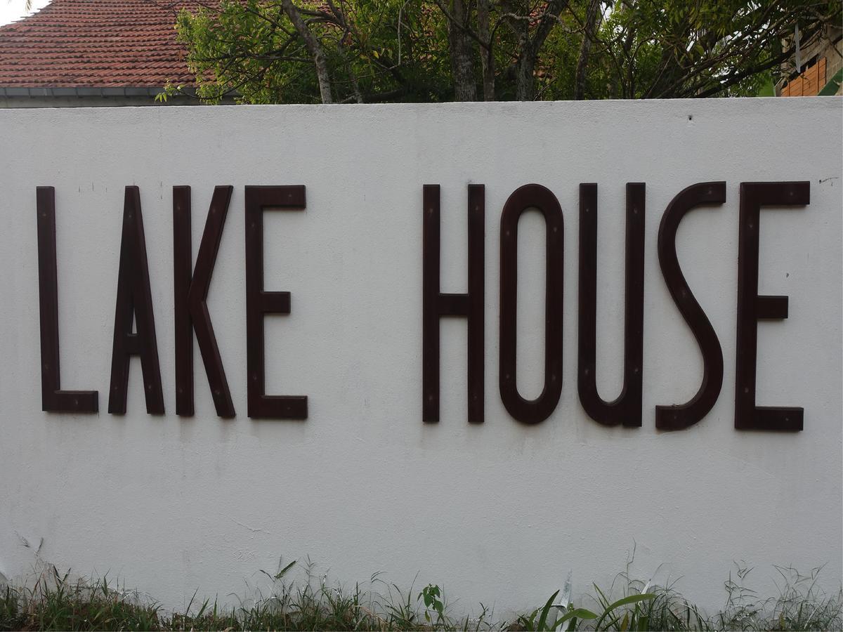Lake House Hikka Hikkaduwa Bagian luar foto